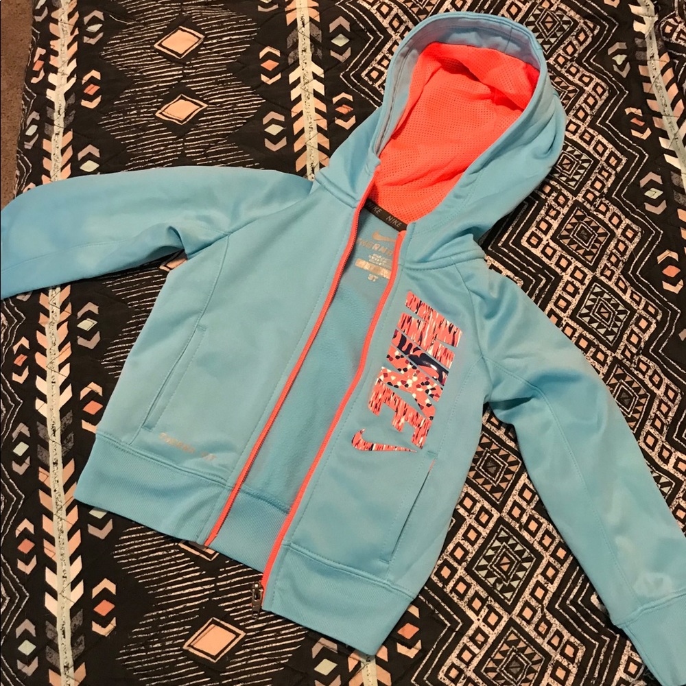 Nike Therma Fit Girls 3T